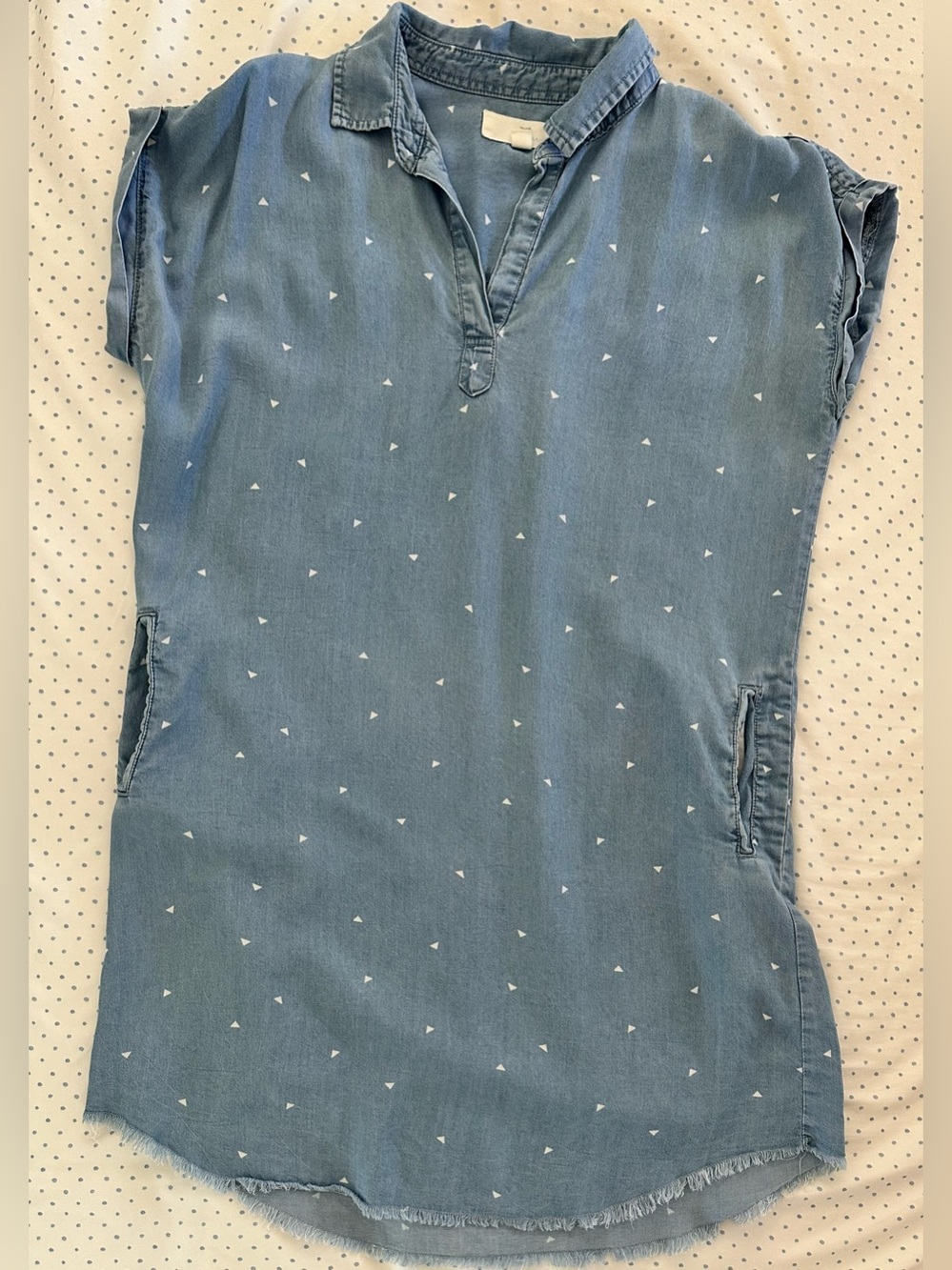 Thread & Supply Chambray Shirt Dress Tab Sleeve Raw Hem Size M Blue Casual